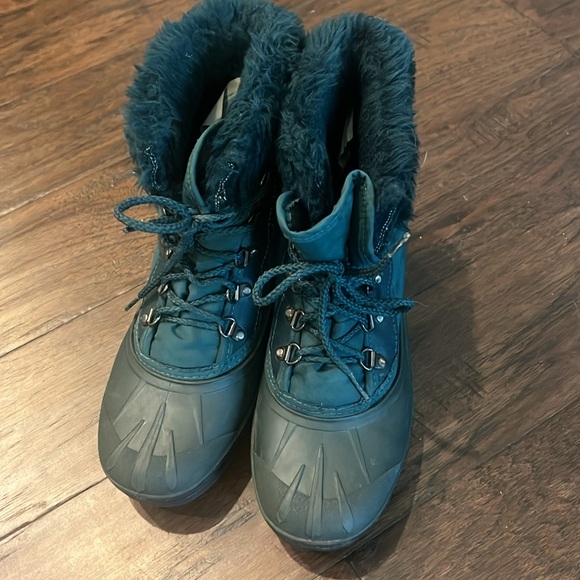 Sorel Fur Trim Lined Winter Snow Boots Green Women’s 7 EUC - Picture 2 of 5